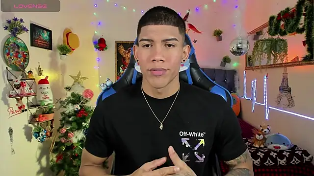 Damian latinxxx online show from November 29, 2025, 3:17 am