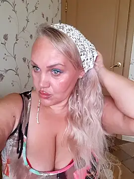 IsabellaBoni online show from July 23, 2026, 7:16 am