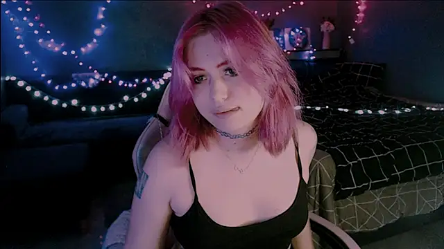 candy lina online show from January 6, 2026, 4:11 pm