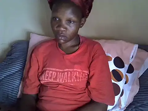 Snapshot of Sweet_serah chatting on March 5, 2026, 3:25 am Sweet serah online show from March 5, 2026, 3:25 am