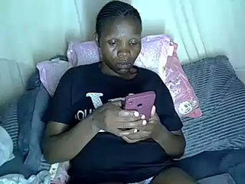 Snapshot of Sweet_serah chatting on March 14, 2025, 7:23 pm Sweet serah online show from March 14, 2025, 7:23 pm