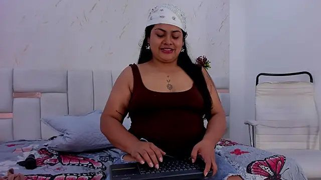 Sasha pearz online show from October 8, 2025, 3:19 am