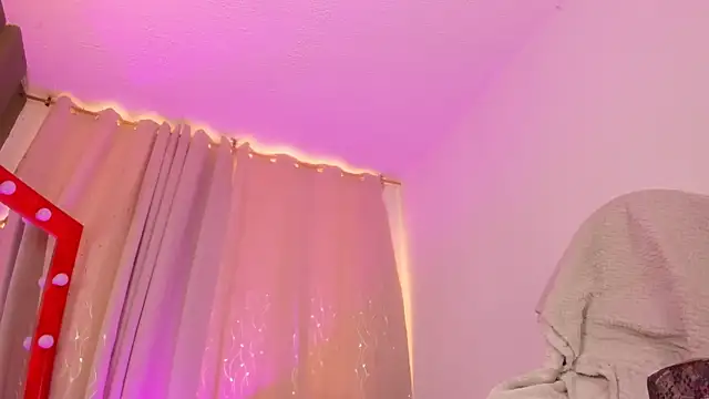 Zara dulce online show from January 8, 2026, 1:06 pm