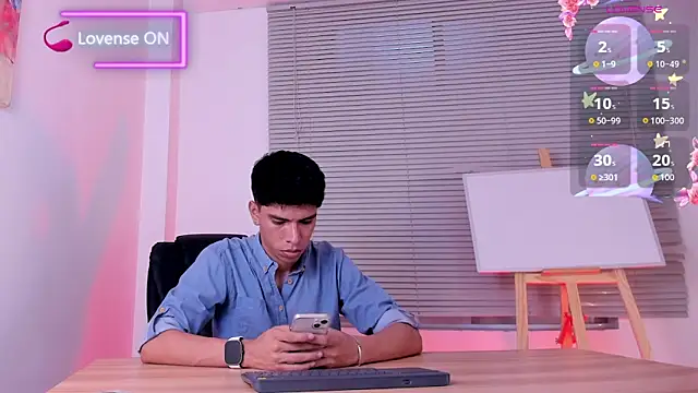 Santy carrington online show from April 1, 2026, 7:44 pm