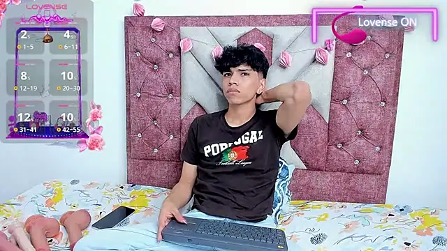 Santy carrington online show from March 8, 2025, 12:33 am