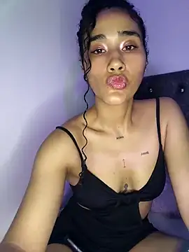 jaderossxx online show from October 26, 2025, 8:53 pm