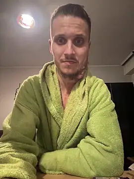 BWC69 69 69 online show from December 17, 2025, 9:42 pm