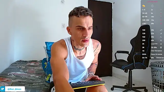 bray hotboy777 online show from April 26, 2026, 3:42 pm