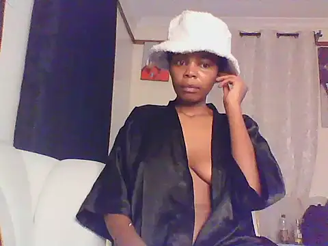 Snapshot of sweetanabella4 chatting on March 25, 2026, 5:40 am sweetanabella4 online show from March 25, 2026, 5:40 am