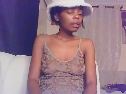 Snapshot of sweetanabella4 chatting on March 23, 2026, 7:41 am sweetanabella4 online show from March 23, 2026, 7:41 am