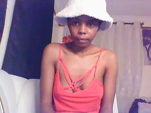 Snapshot of sweetanabella4 chatting on March 28, 2026, 9:05 pm sweetanabella4 online show from March 28, 2026, 9:05 pm