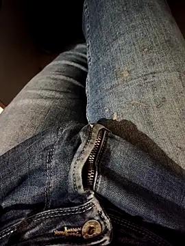 Snapshot of franko1987 chatting on February 23, 2026, 5:30 am franko1987 online show from February 23, 2026, 5:30 am