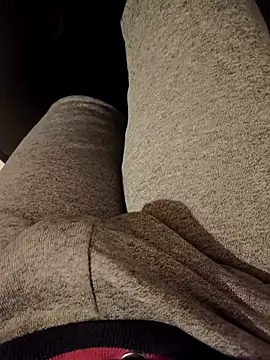 Snapshot of franko1987 chatting on February 14, 2026, 6:24 am franko1987 online show from February 14, 2026, 6:24 am