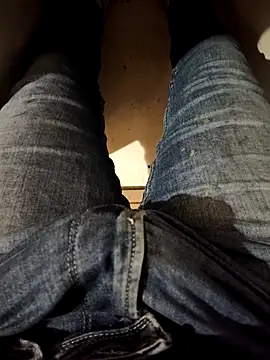 Snapshot of franko1987 chatting on February 22, 2026, 5:54 am franko1987 online show from February 22, 2026, 5:54 am