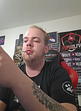 PupW0lfy online show from October 10, 2025, 3:13 pm