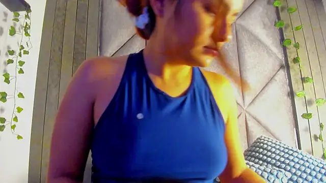 AbbyWathson online show from July 15, 2026, 12:01 pm