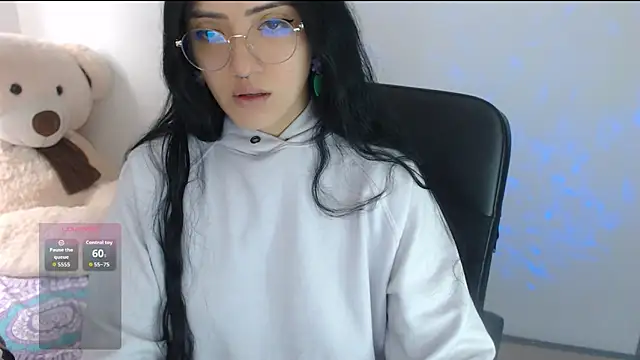 Suzanne abbey online show from October 23, 2025, 5:55 pm