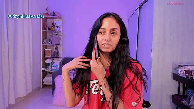 Aleja24Evans online show from December 14, 2025, 2:07 am