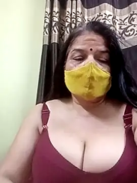 Snapshot of IndianAngle chatting on May 7, 2026, 8:45 pm IndianAngle online show from May 7, 2026, 8:45 pm