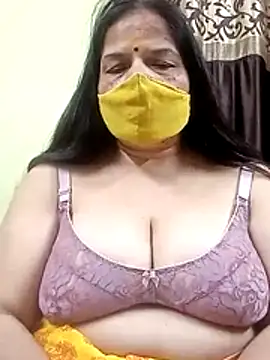 Snapshot of IndianAngle chatting on February 12, 2026, 8:52 pm IndianAngle online show from February 12, 2026, 8:52 pm