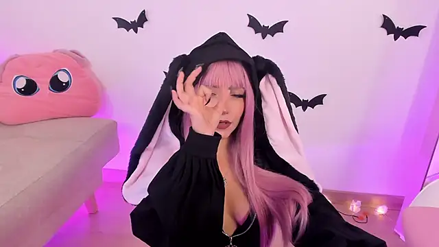 Snapshot of misspaulinaa chatting on October 18, 2025, 2:57 am misspaulinaa online show from October 18, 2025, 2:57 am