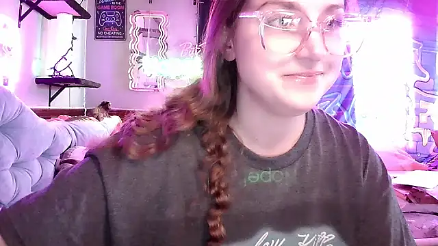 Snapshot of mirannacult chatting on January 28, 2025, 5:56 pm mirannacult online show from January 28, 2025, 5:56 pm