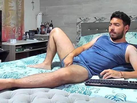 Snapshot of Aleckai_And_Chrisryder chatting on October 6, 2025, 7:03 pm Aleckai And Chrisryder online show from October 6, 2025, 7:03 pm