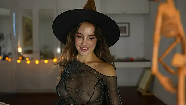 ValerieHill online show from October 31, 2025, 3:14 am