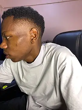 Snapshot of fireboyafrica chatting on July 4, 2026, 8:13 pm fireboyafrica online show from July 4, 2026, 8:13 pm