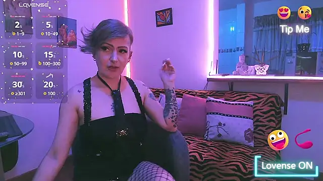 Snapshot of Maria_fernandaxxx_ chatting on December 19, 2025, 12:25 am Maria fernandaxxx online show from December 19, 2025, 12:25 am