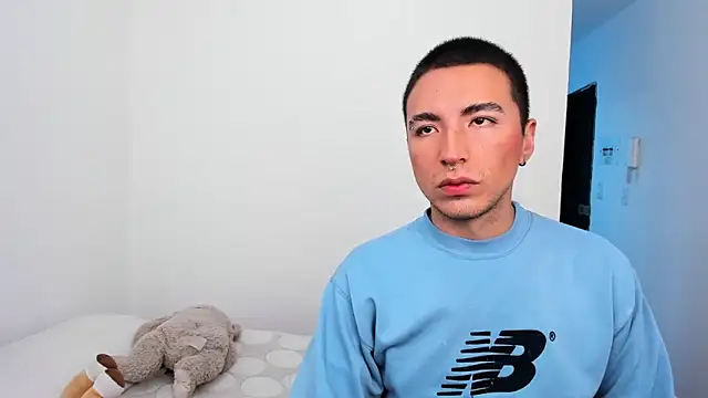 sweet boys xx online show from November 4, 2025, 11:58 am