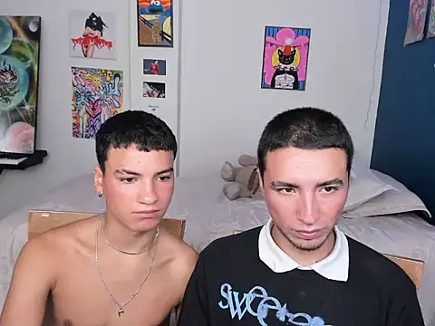 Snapshot of sweet_boys_xx chatting on January 8, 2025, 1:09 pm sweet boys xx online show from January 8, 2025, 1:09 pm