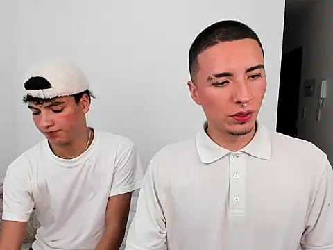 sweet boys xx online show from November 13, 2025, 12:47 am