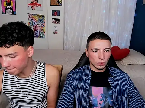 Snapshot of sweet_boys_xx chatting on March 4, 2025, 3:37 pm sweet boys xx online show from March 4, 2025, 3:37 pm