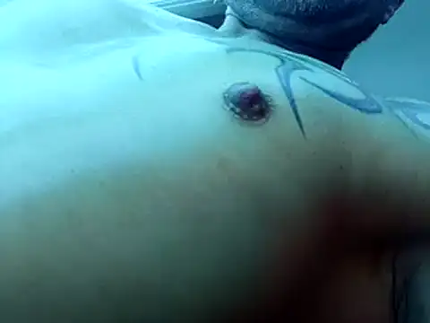 Snapshot of Timbojan28 chatting on November 1, 2025, 12:50 am Timbojan28 online show from November 1, 2025, 12:50 am