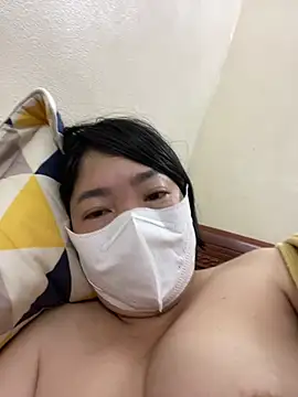 Snapshot of Hachi_Sweetbabie_ chatting on February 11, 2026, 4:01 am Hachi Sweetbabie online show from February 11, 2026, 4:01 am