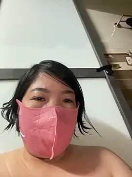 Snapshot of Hachi_Sweetbabie_ chatting on September 11, 2025, 11:43 am Hachi Sweetbabie online show from September 11, 2025, 11:43 am