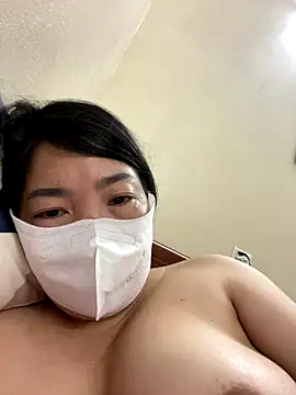 Hachi Sweetbabie  online show from October 14, 2025, 3:18 am