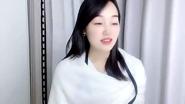 cloud8822 online show from November 19, 2025, 3:12 pm