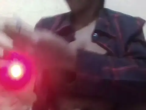 Snapshot of Sexxy_bre chatting on October 18, 2025, 8:00 pm Sexxy bre online show from October 18, 2025, 8:00 pm