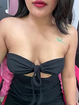 Snapshot of LeisyXO chatting on March 24, 2026, 7:25 pm LeisyXO online show from March 24, 2026, 7:25 pm