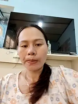 Snapshot of Baby-ladyass20 chatting on October 31, 2025, 1:57 am Baby-ladyass20 online show from October 31, 2025, 1:57 am