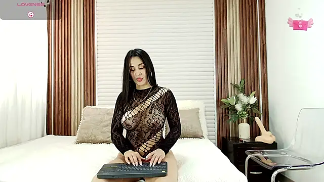 Snapshot of Maryantz chatting on April 25, 2026, 5:10 pm Maryantz online show from April 25, 2026, 5:10 pm