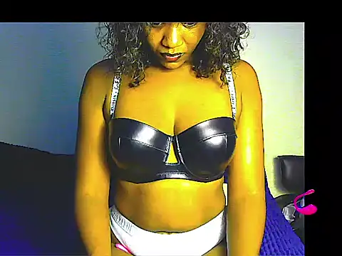 Snapshot of lilylovexx chatting on May 23, 2026, 3:27 am lilylovexx online show from May 23, 2026, 3:27 am