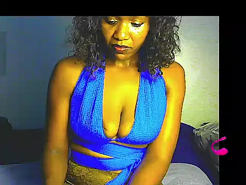 Snapshot of lilylovexx chatting on May 25, 2026, 11:09 am lilylovexx online show from May 25, 2026, 11:09 am
