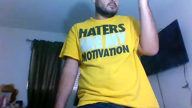 Snapshot of JooveyRose chatting on October 17, 2025, 2:52 pm JooveyRose online show from October 17, 2025, 2:52 pm