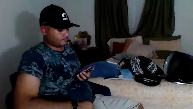 Snapshot of JooveyRose chatting on October 3, 2025, 1:31 am JooveyRose online show from October 3, 2025, 1:31 am