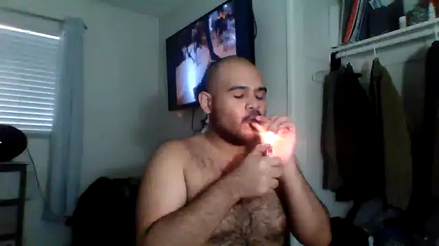 Snapshot of JooveyRose chatting on March 6, 2025, 5:43 pm JooveyRose online show from March 6, 2025, 5:43 pm