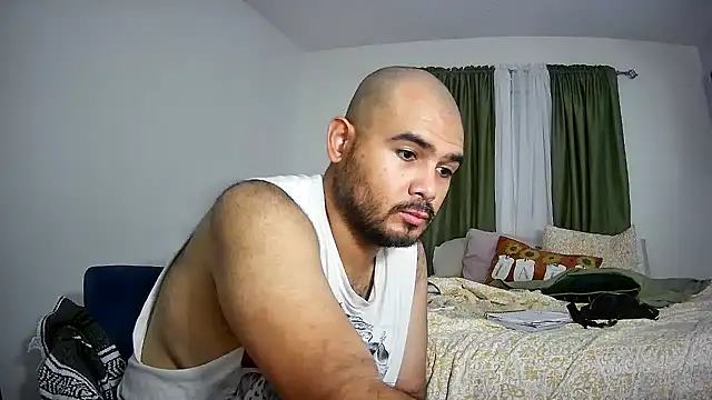 Snapshot of JooveyRose chatting on September 16, 2025, 4:24 am JooveyRose online show from September 16, 2025, 4:24 am