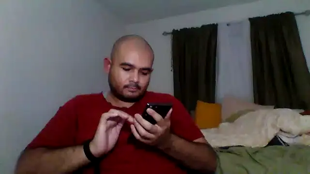 Snapshot of JooveyRose chatting on October 9, 2025, 1:50 am JooveyRose online show from October 9, 2025, 1:50 am